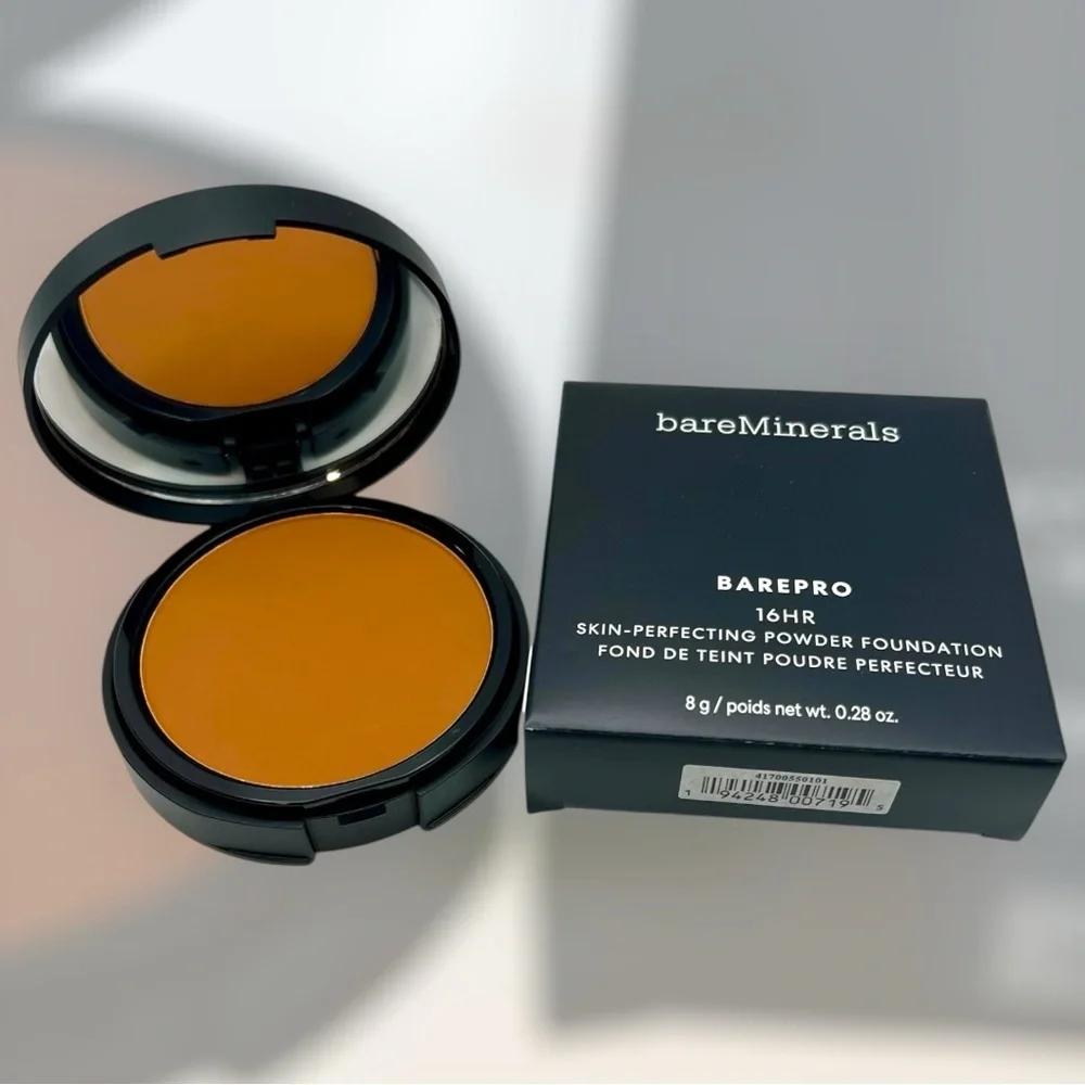 BAREPRO Talc-Free Matte Powder Foundation - Deep 50 Neutral